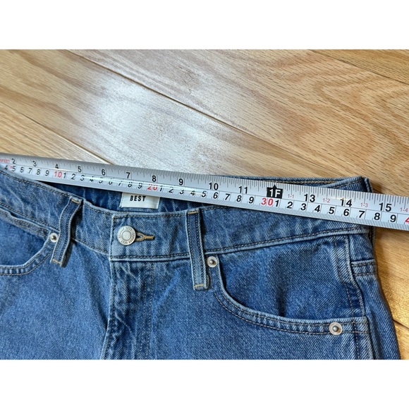 Aritzia Sunday Best Denim Short - Picture 7 of 7